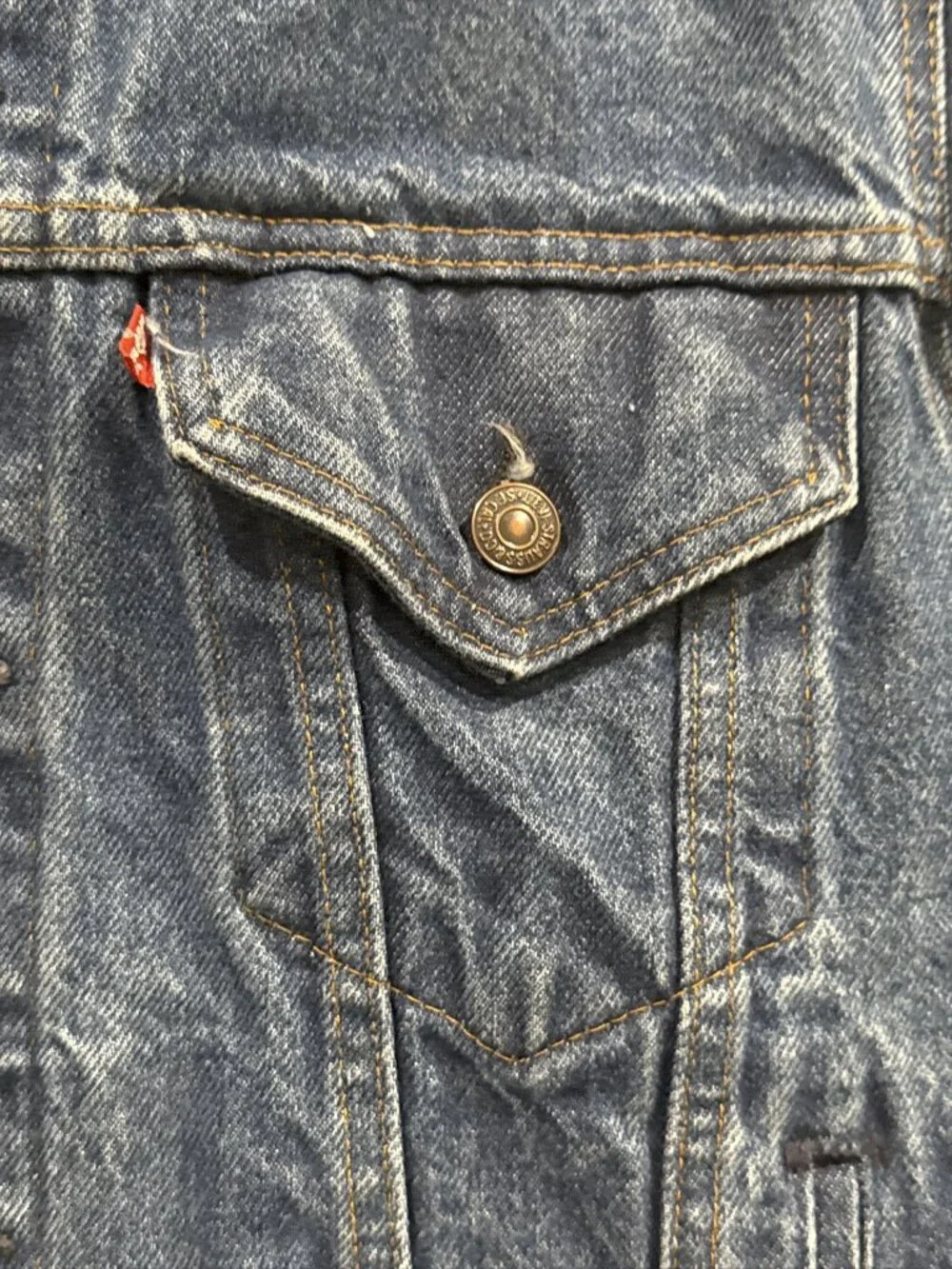 Vintage 1980s Levi’s 70506-0217 Men’s 42 Two Pocket Denim Jacket